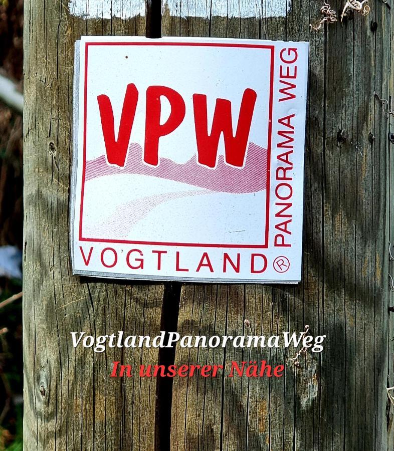 Ferienwohnung "Blick Mylau" - Naehe Freizeitpark Plohn & Weltgroesster Ziegelsteinbruecke Reichenbach im Vogtland Esterno foto
